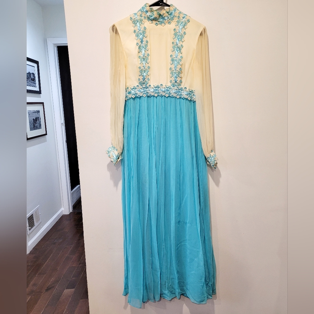 Vintage 1970s blue and ivory tulle embroidered floral maxi dress gown - Picture 1 of 14